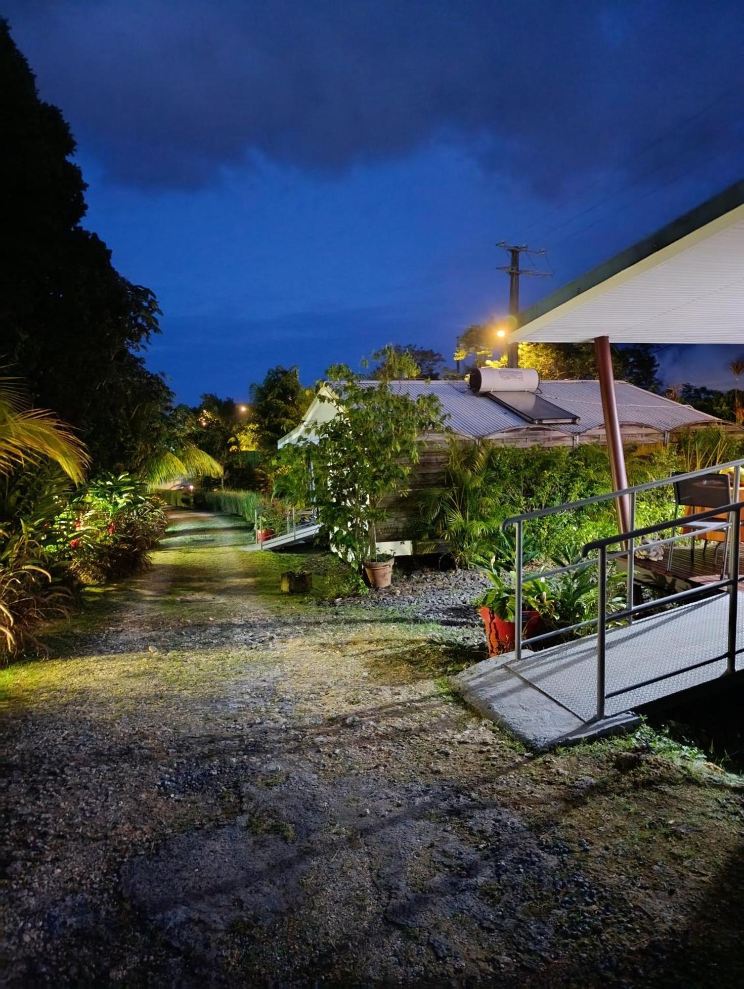 Dadi's Little Paradis Holiday home *